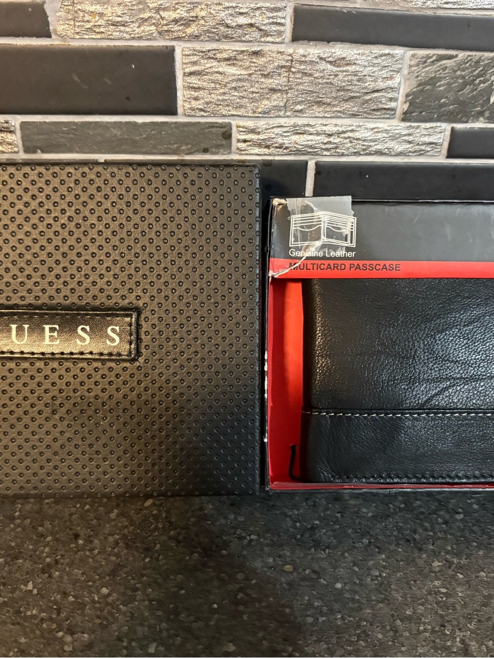 GUESS Black Leather Card Passcase with Metal Logo